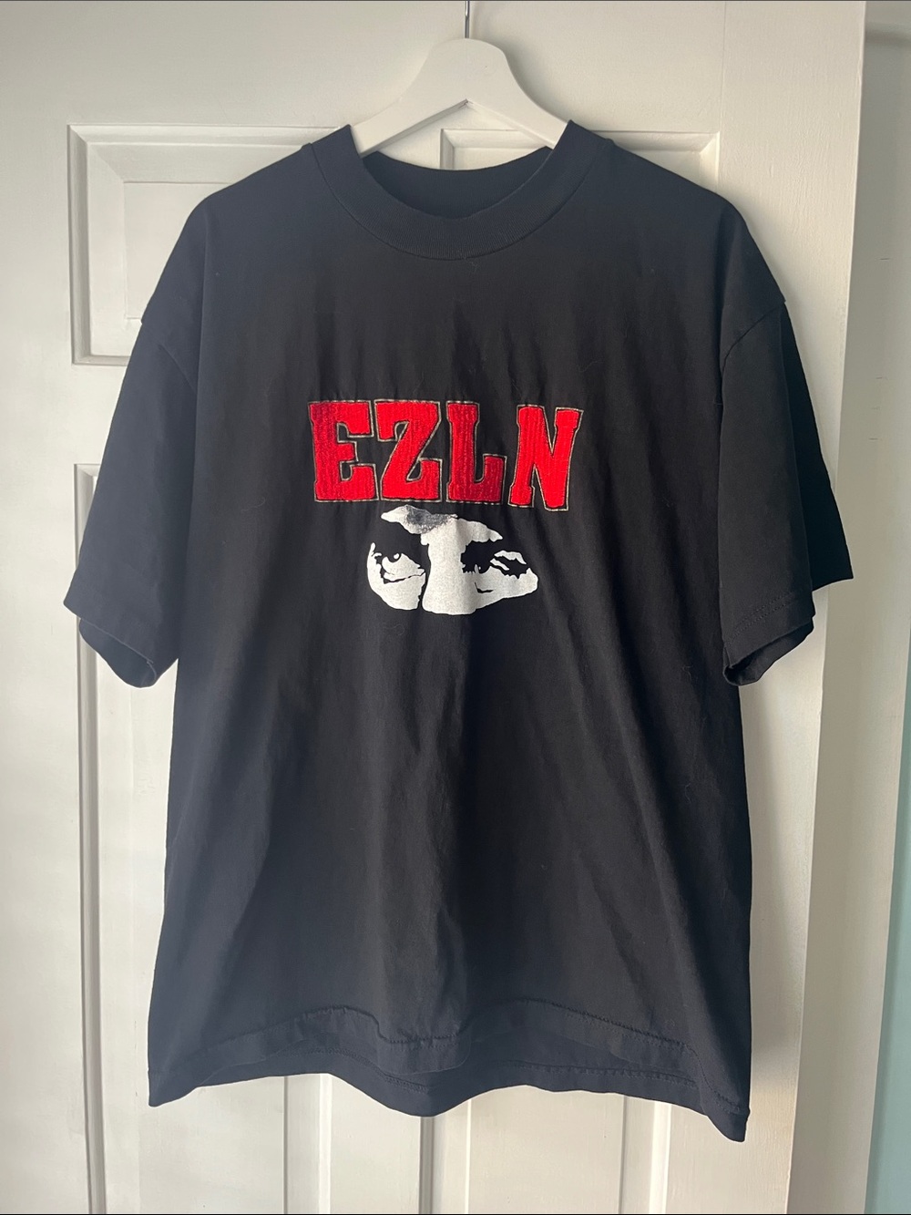 Vtg Rock & Death Black Short-Sleeve Mexican Revolutionary Graphic Punk EZLN Tee